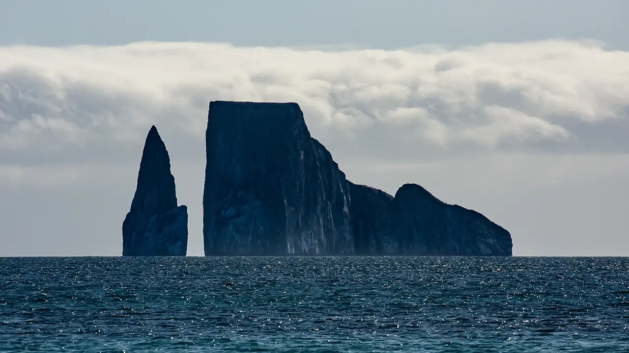 León Dormido / Kicker Rock